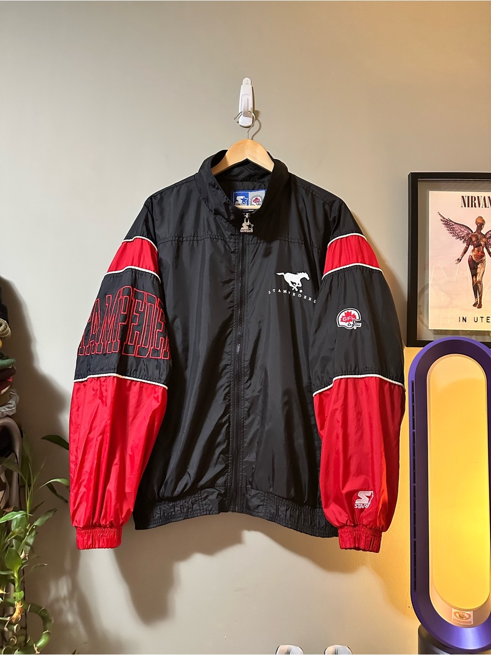 Vintage Starter Calgary Stampeders CFL Jacket Size Large